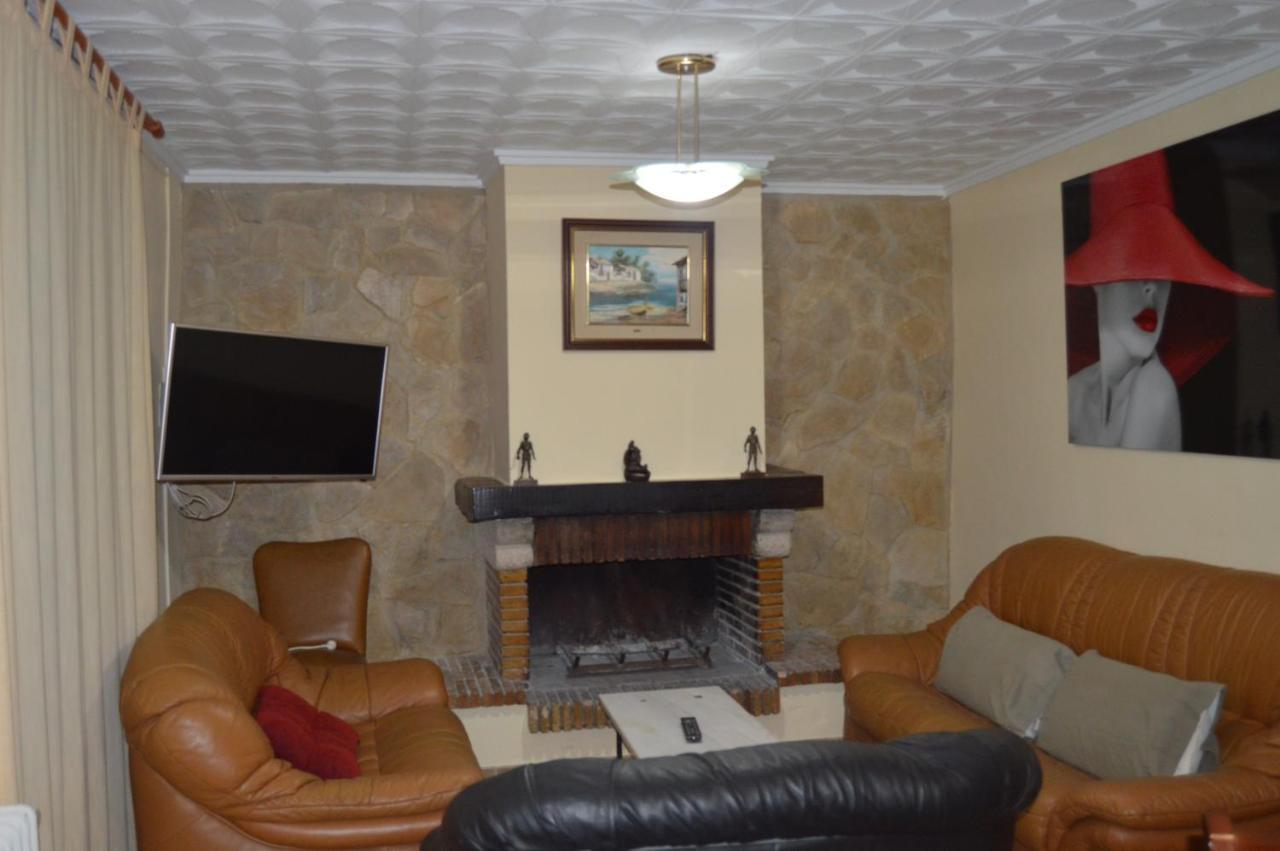 Casa Rural Consuelo อัลกาลา เดล ฆูการ์ ภายนอก รูปภาพ
