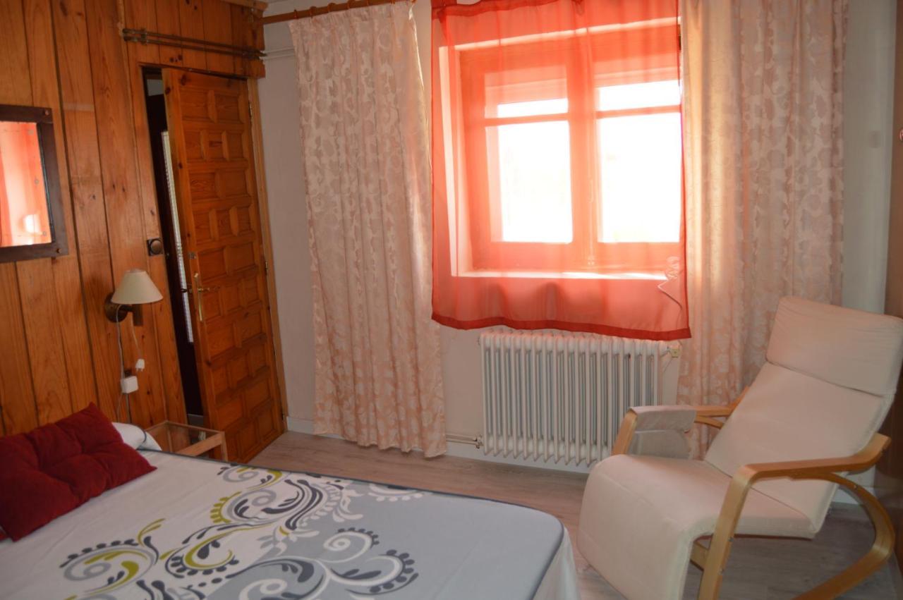 Casa Rural Consuelo อัลกาลา เดล ฆูการ์ ภายนอก รูปภาพ
