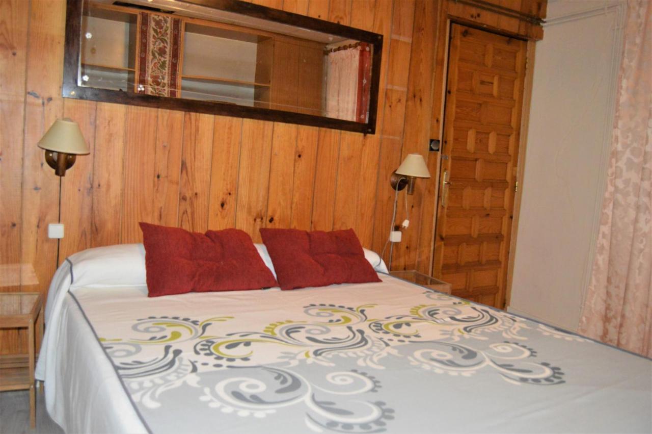 Casa Rural Consuelo อัลกาลา เดล ฆูการ์ ภายนอก รูปภาพ