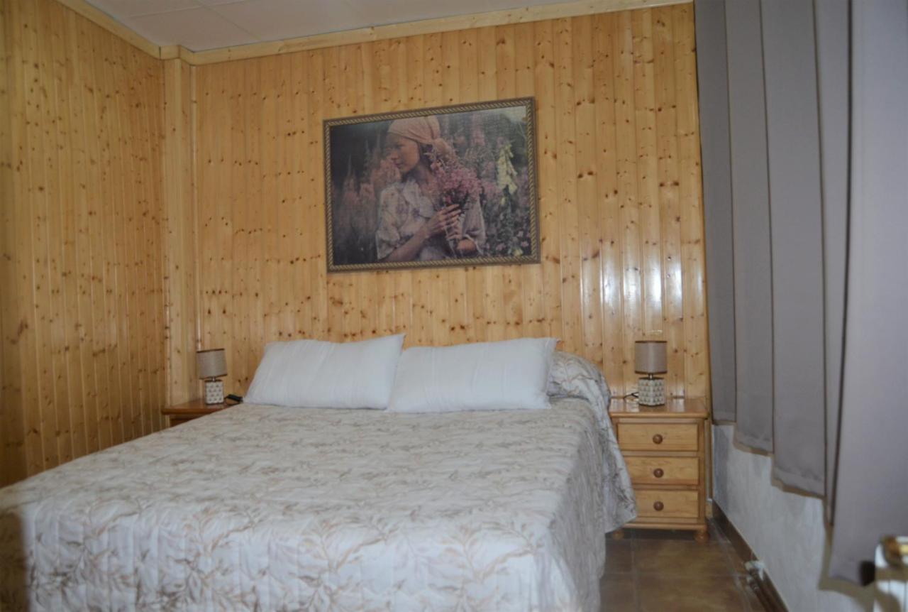 Casa Rural Consuelo อัลกาลา เดล ฆูการ์ ภายนอก รูปภาพ